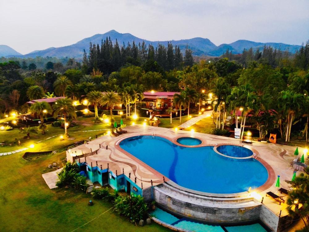 Kaengkrachan Boathouse Paradise Resort Kaeng Krachan Exterior foto